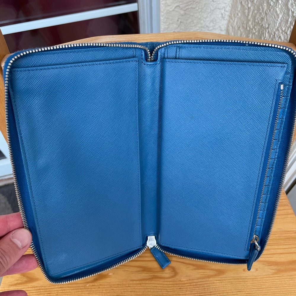 Prada unisex saffiano leather travel wallet - Picture 6 of 14